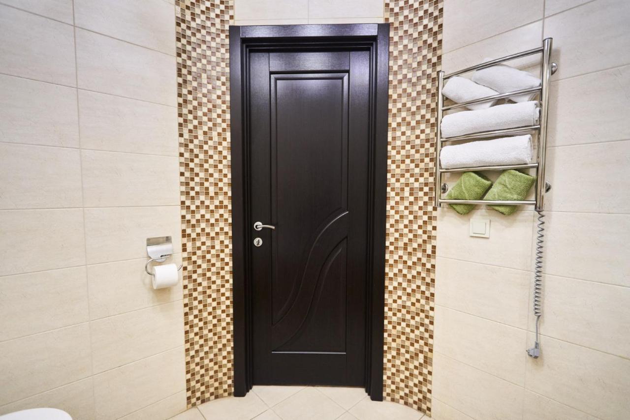 Apartment - Sobornaya Street Кременчук Екстериор снимка